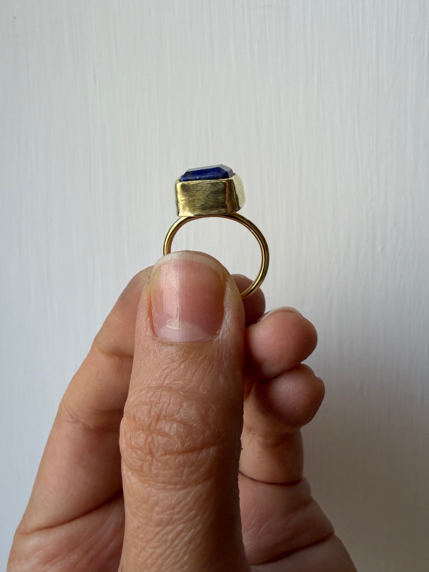 Anello con Lapislazzuli rettangolare