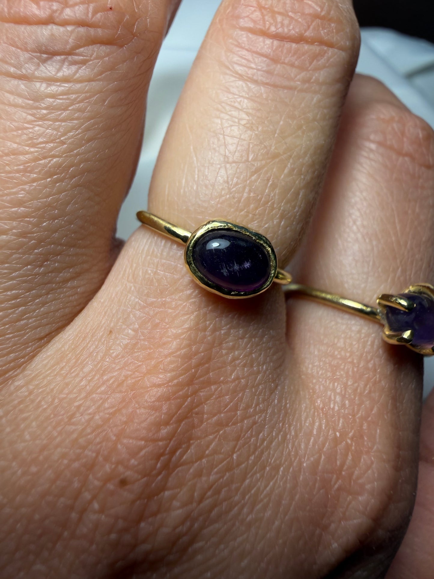 Anello con ametista ovale