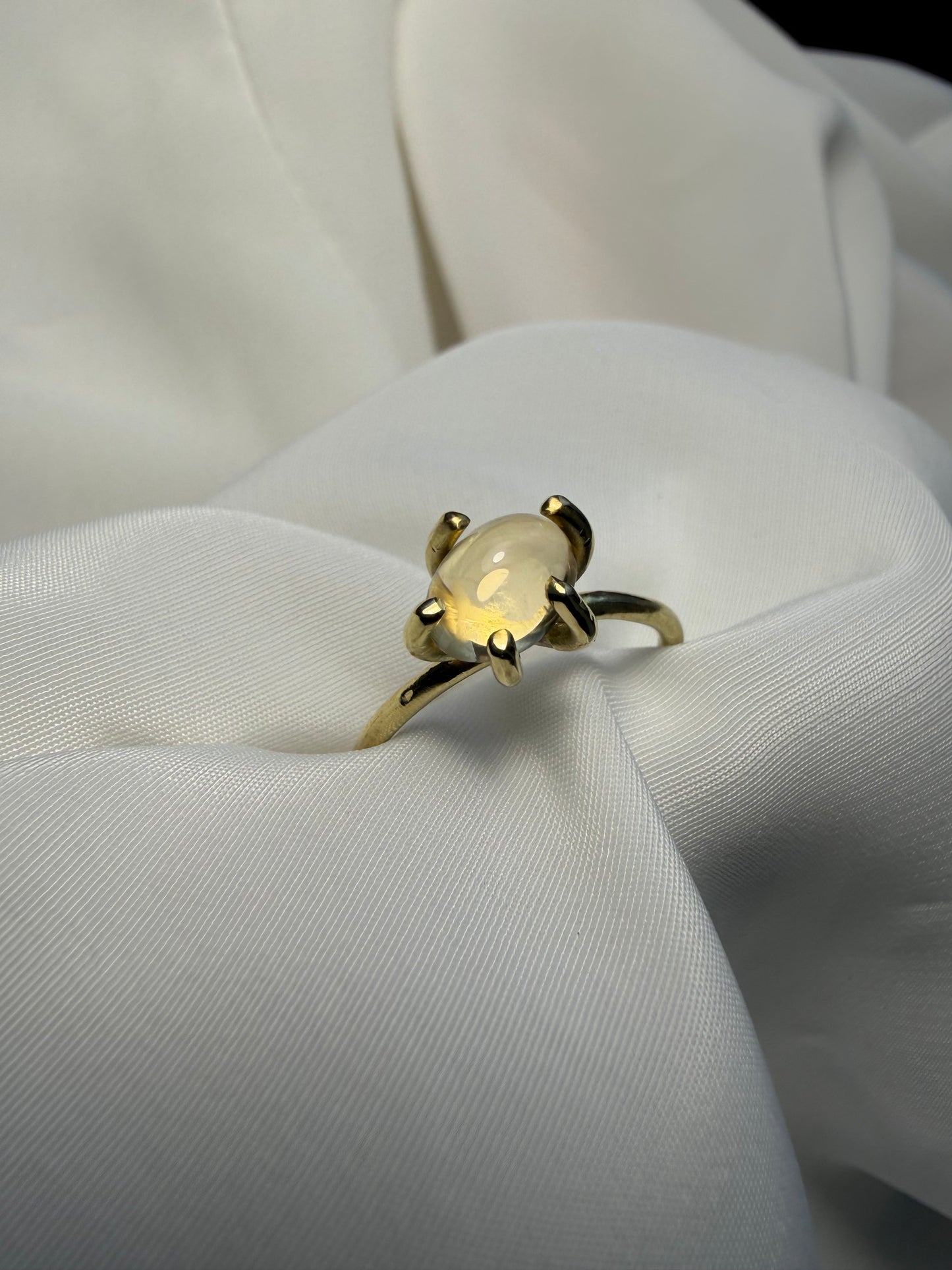 Anello con griffe - Quarzo citrino