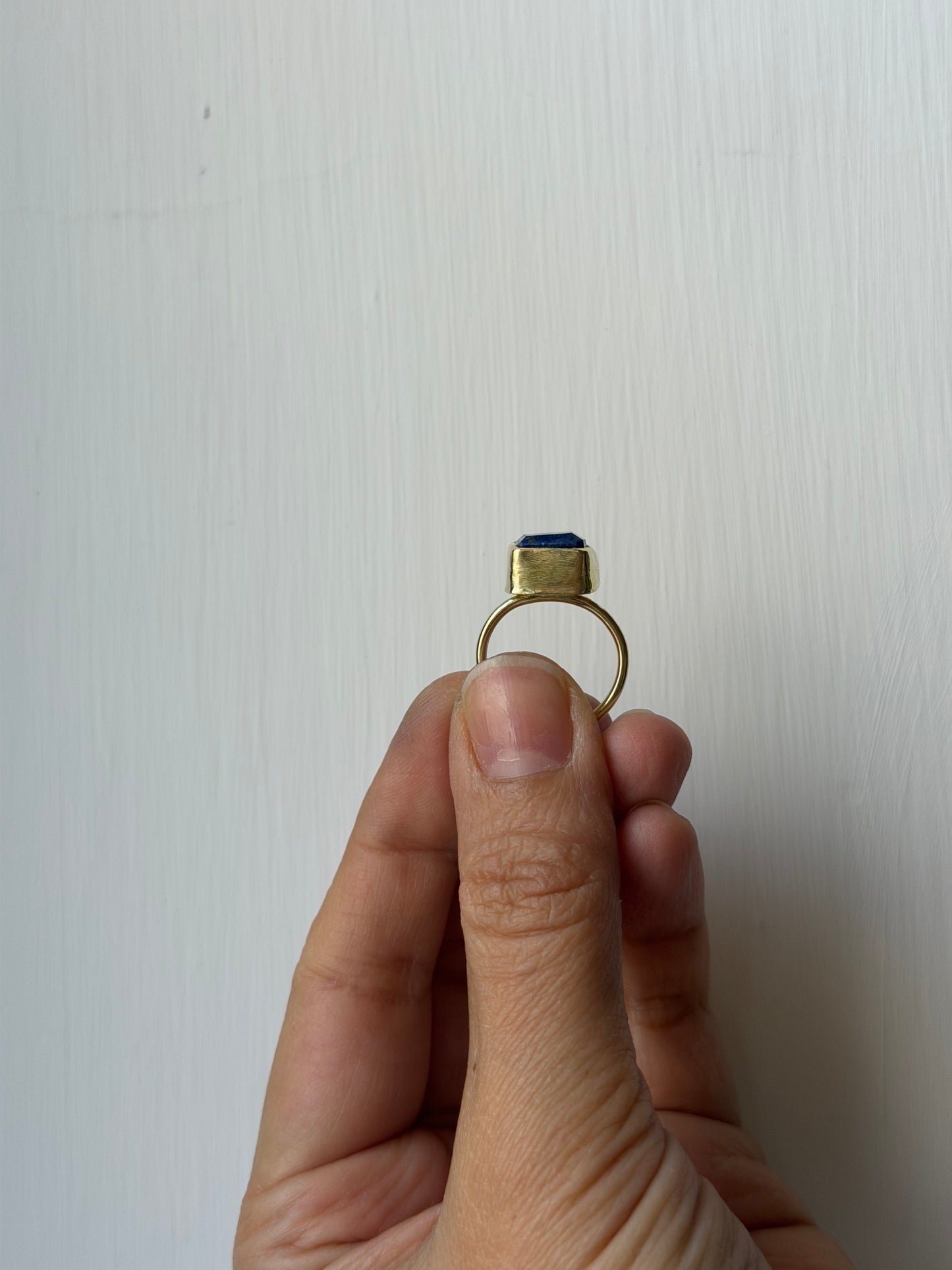Anello con Lapislazzuli rettangolare