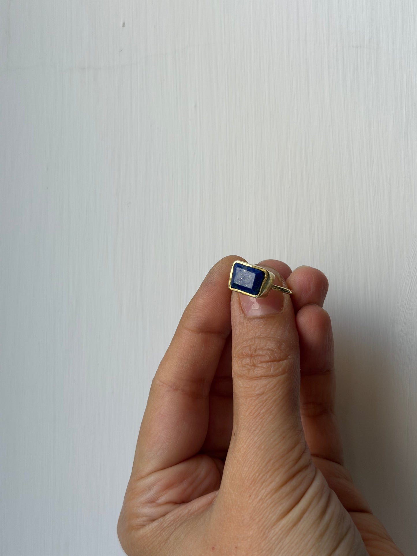 Anello con Lapislazzuli rettangolare