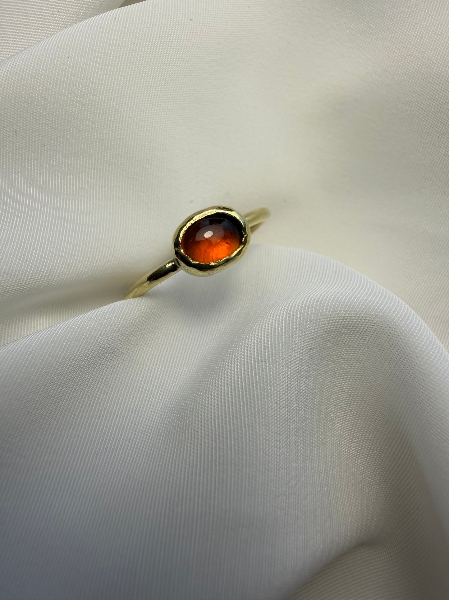 Anello con quarzo citrino cotto