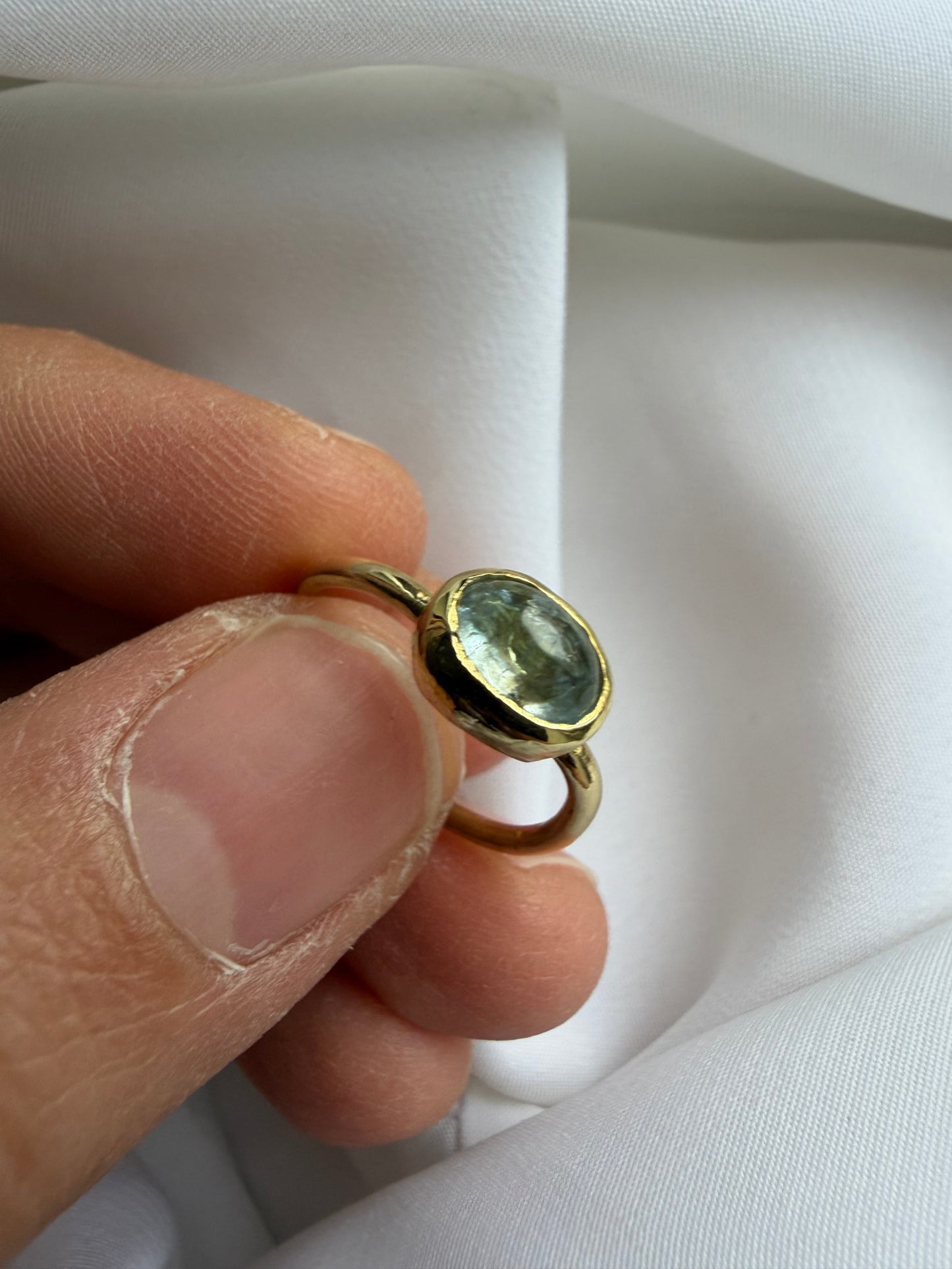 Anello con acquamarina