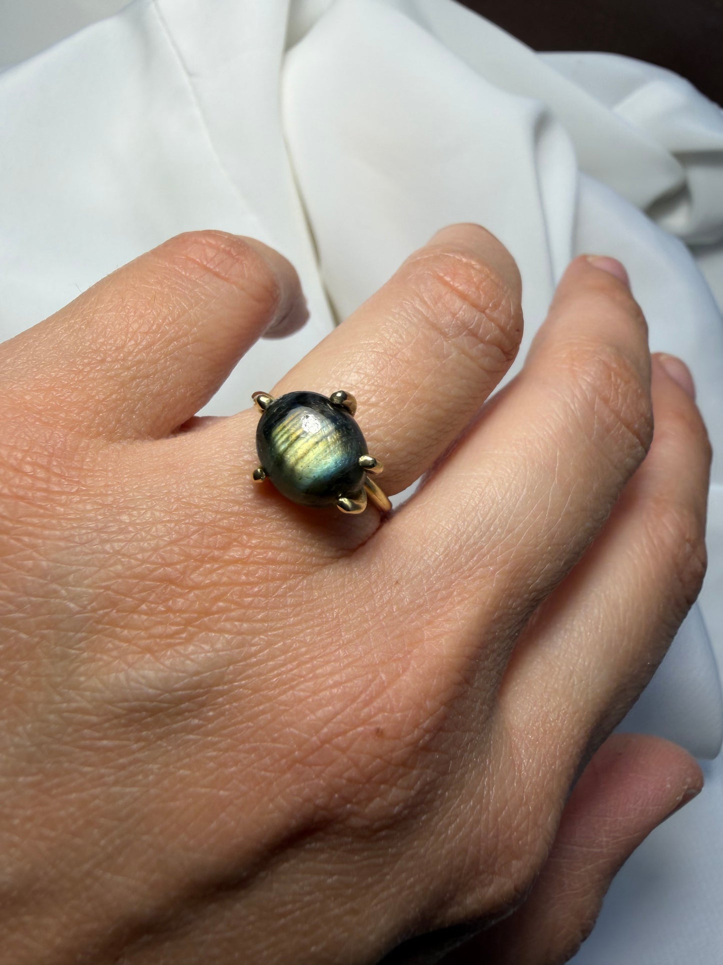 Anello con griffe - Labradorite grigia