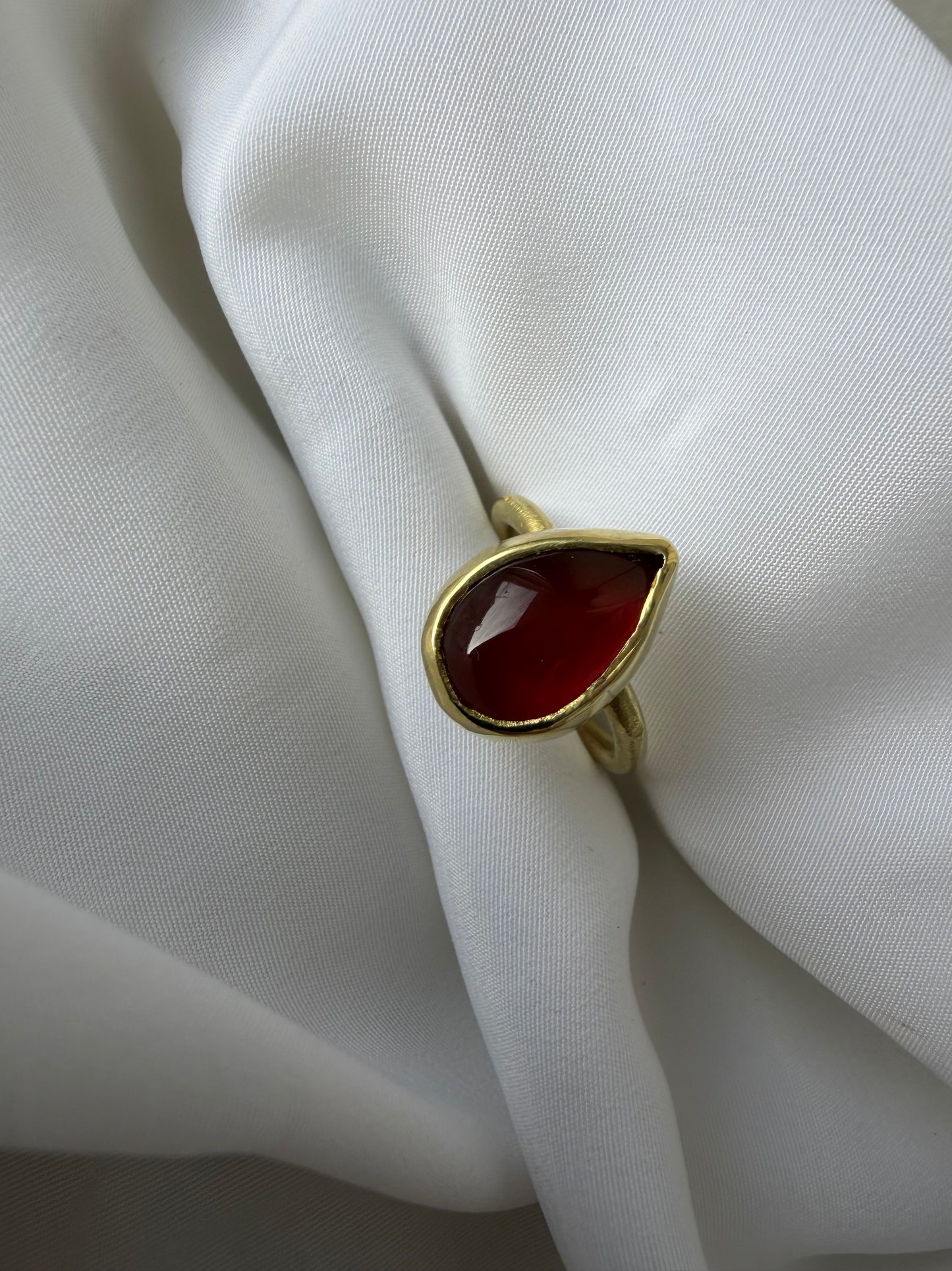 Anello a goccia - Corniola