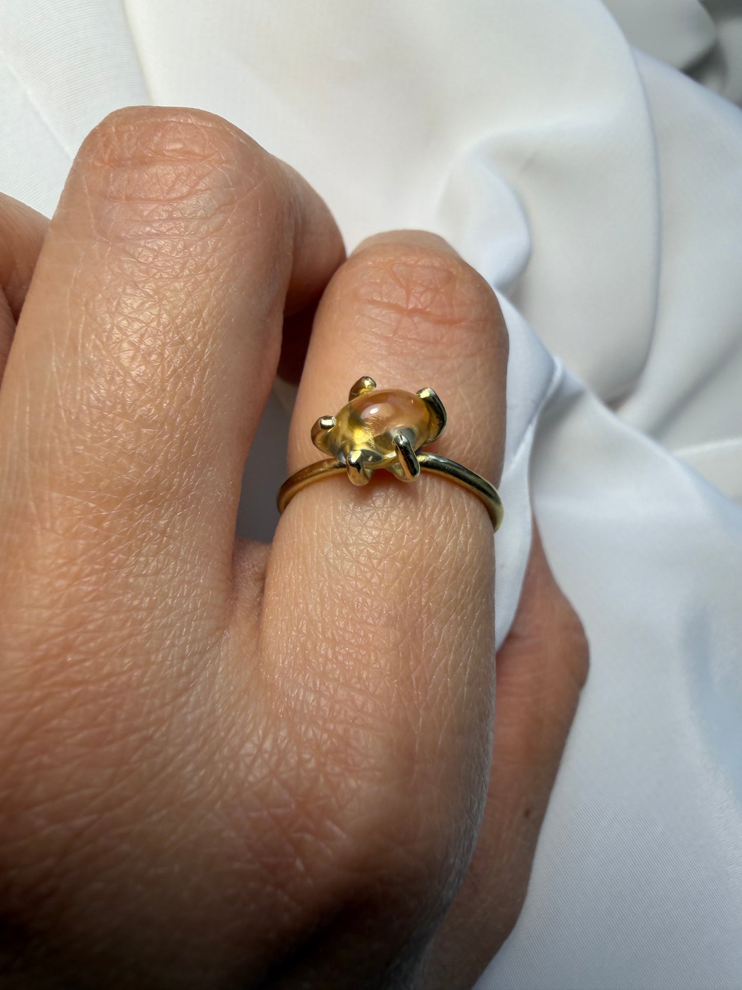 Anello con griffe - Quarzo citrino