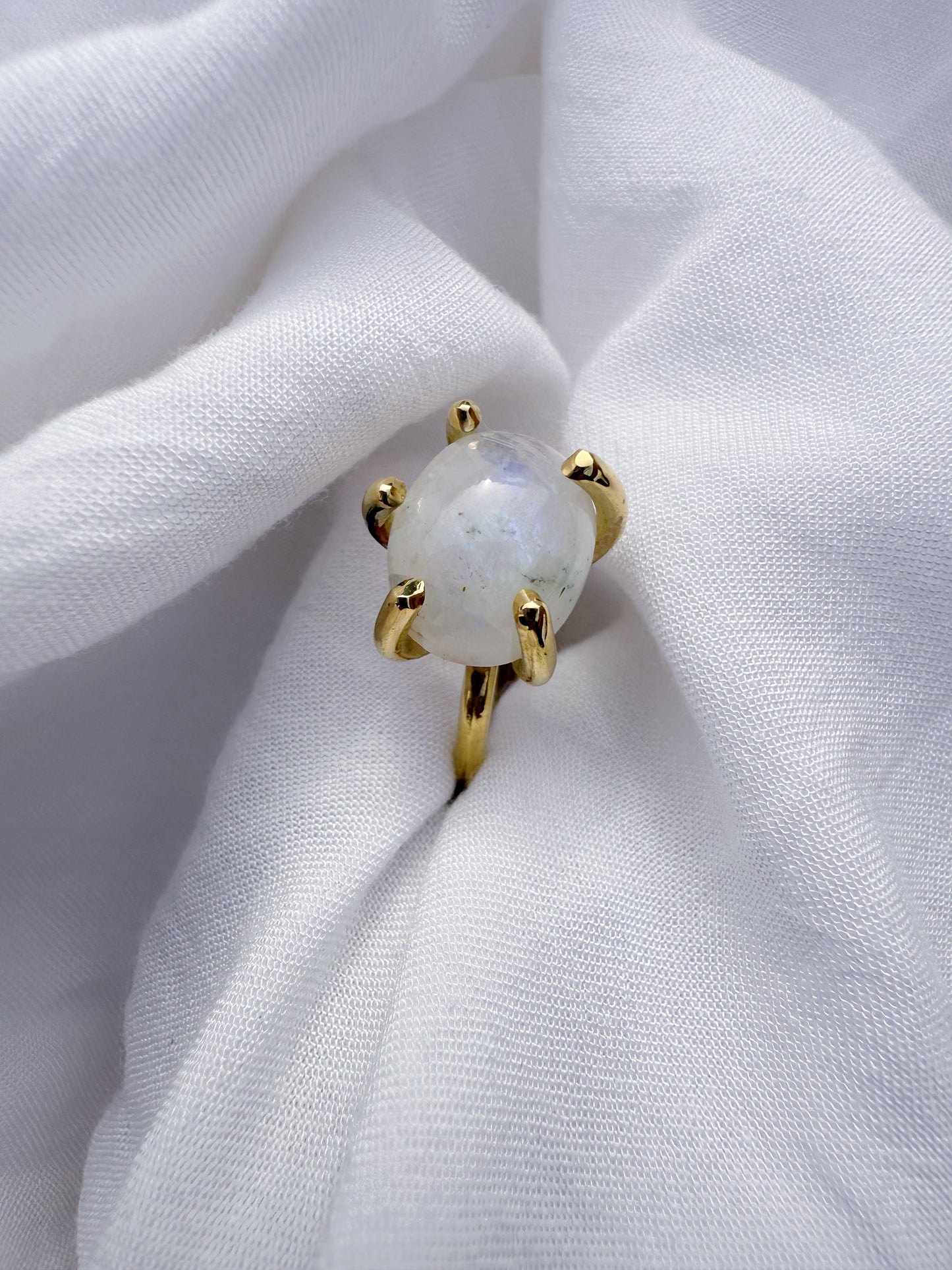 Anello con griffe- Labradorite bianca