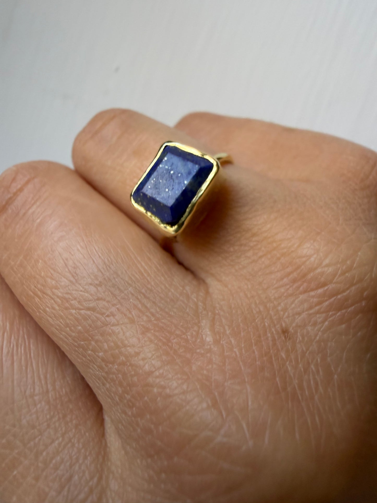 Anello con Lapislazzuli rettangolare