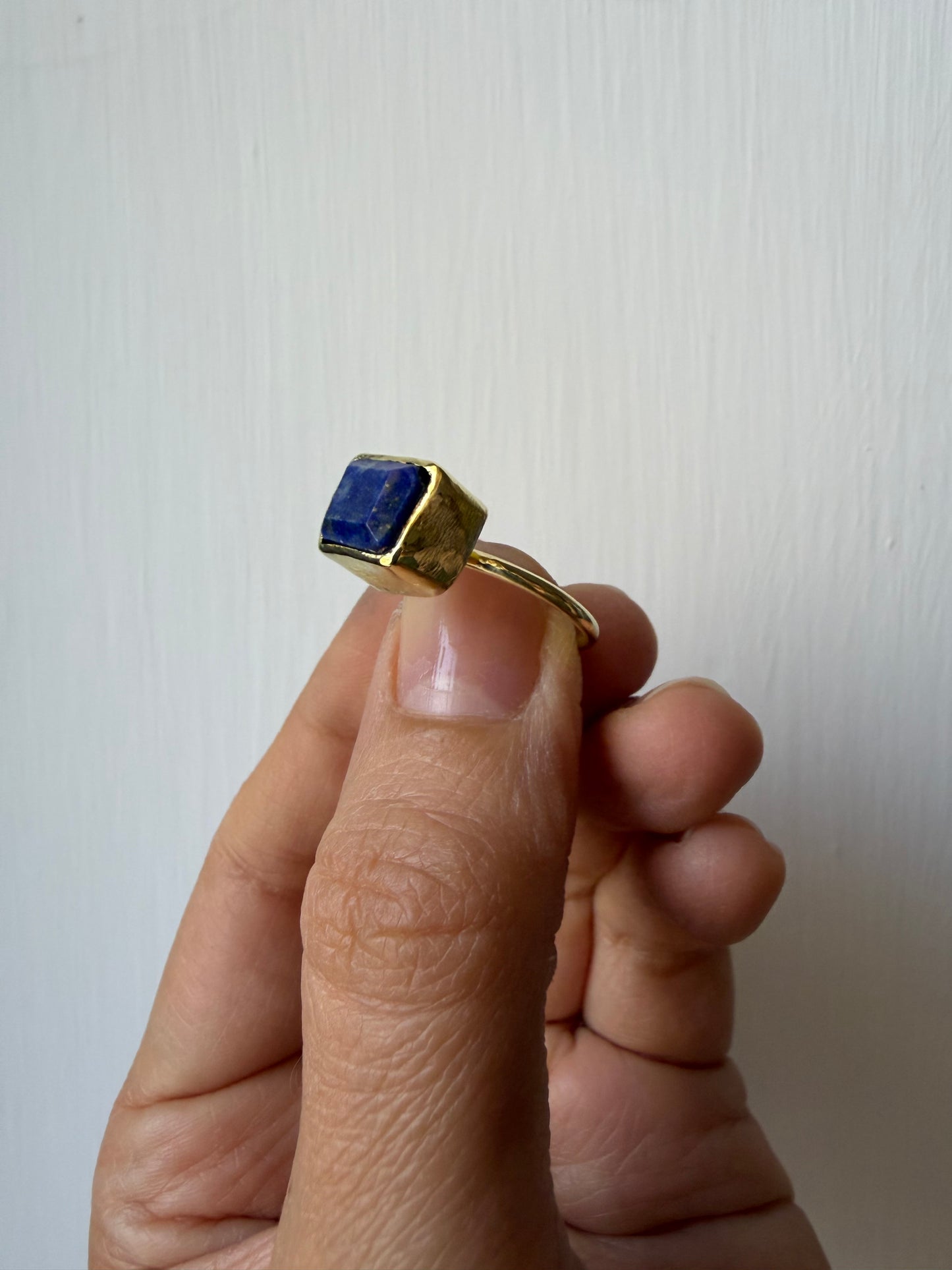 Anello con Lapislazzuli rettangolare