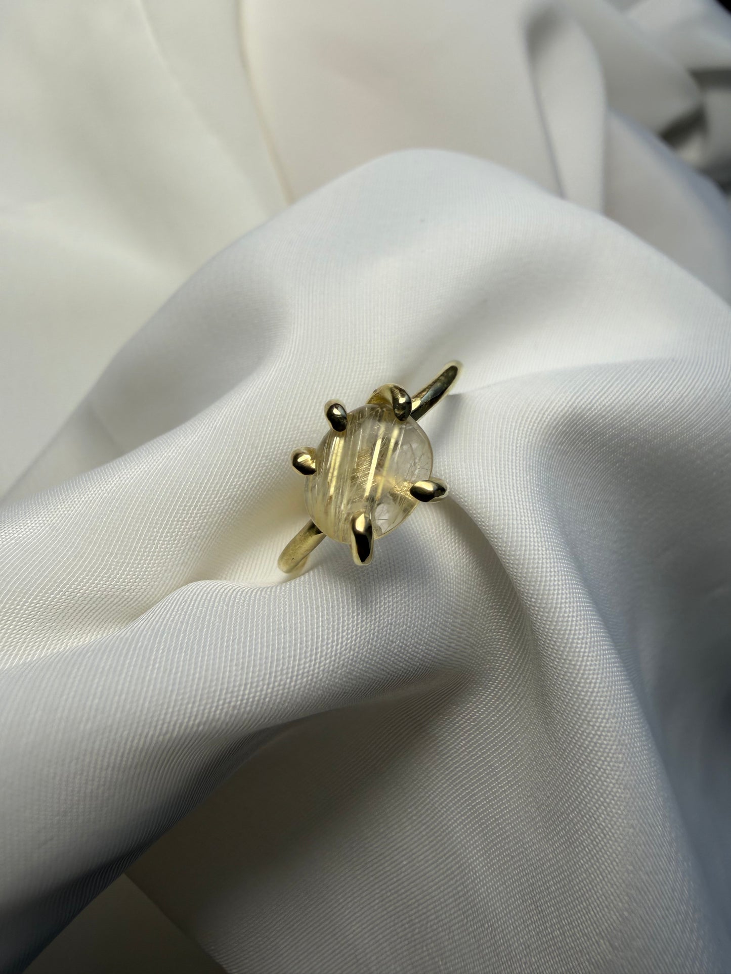 Anello con griffe - Quarzo rutilato