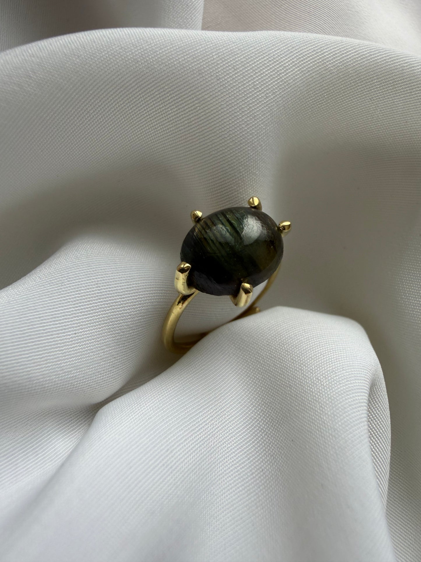 Anello con griffe - Labradorite grigia