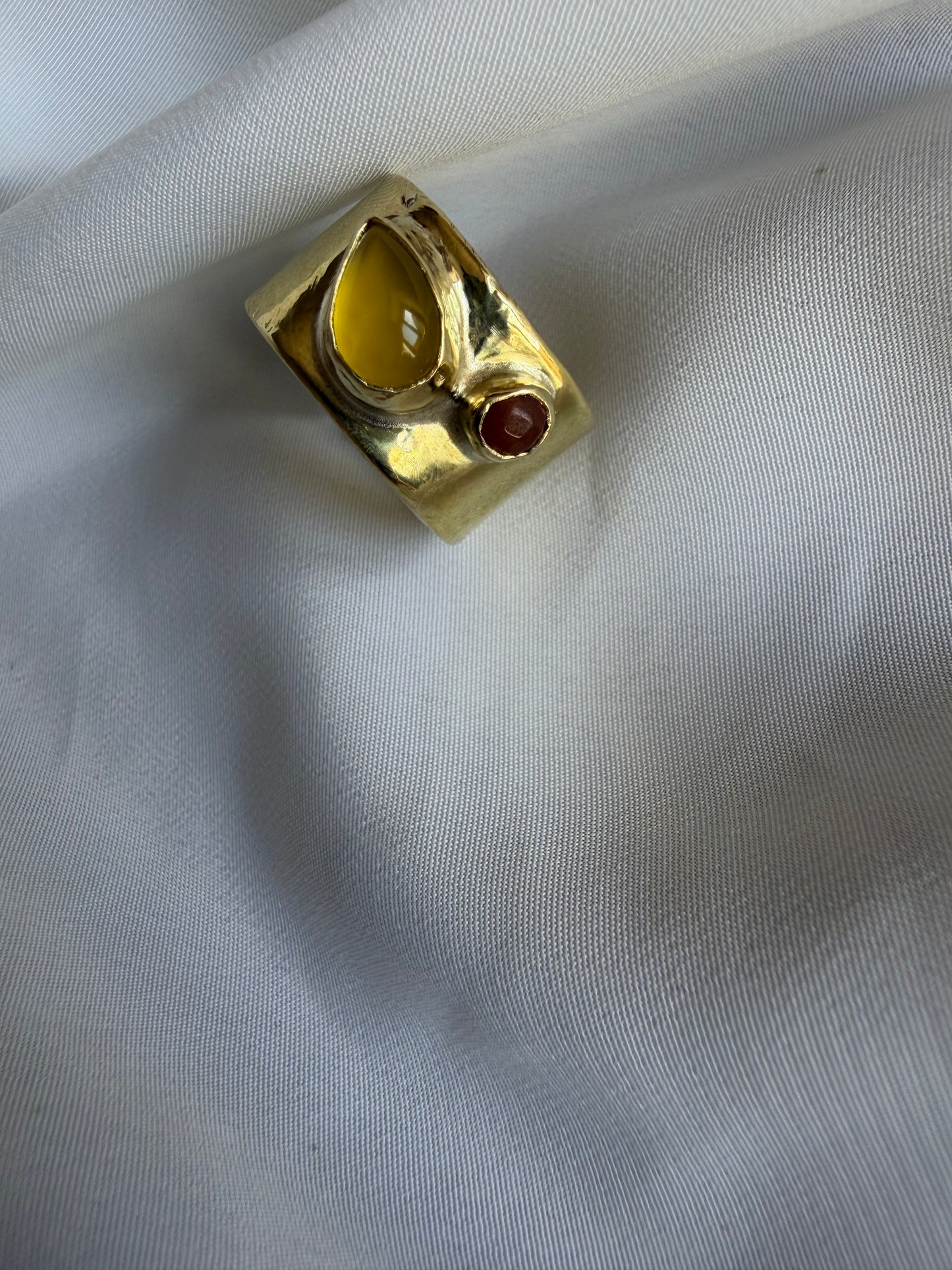 Anello fascione - Cosmo onice giallo