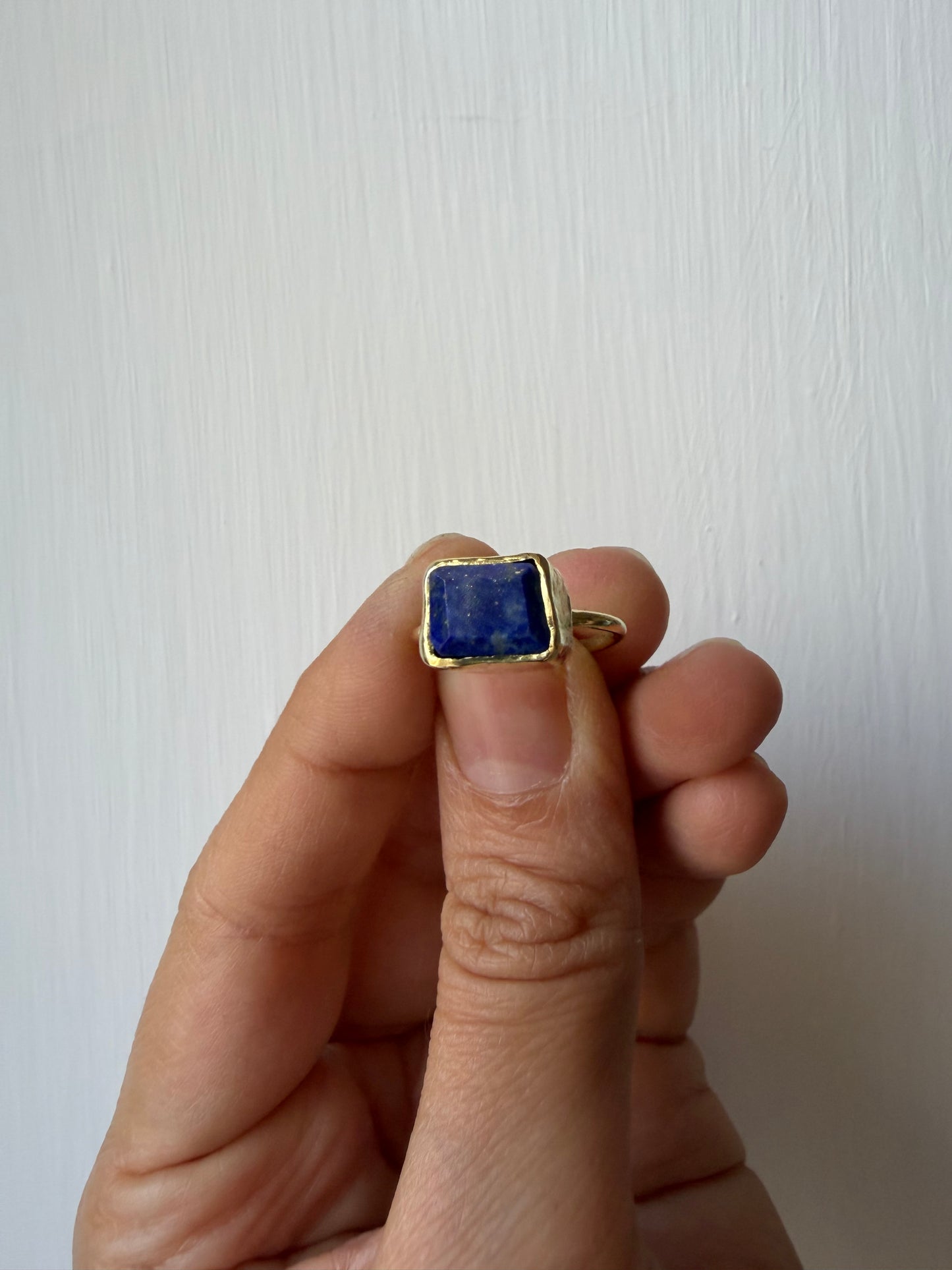 Anello con Lapislazzuli rettangolare