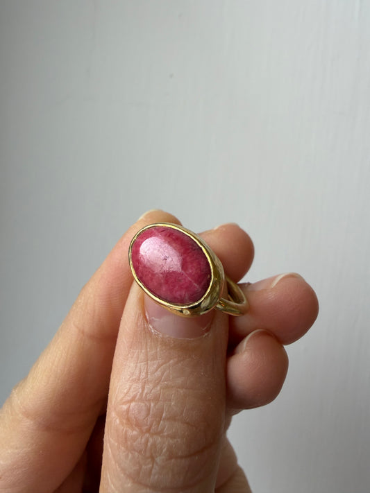 Anello con Thulite