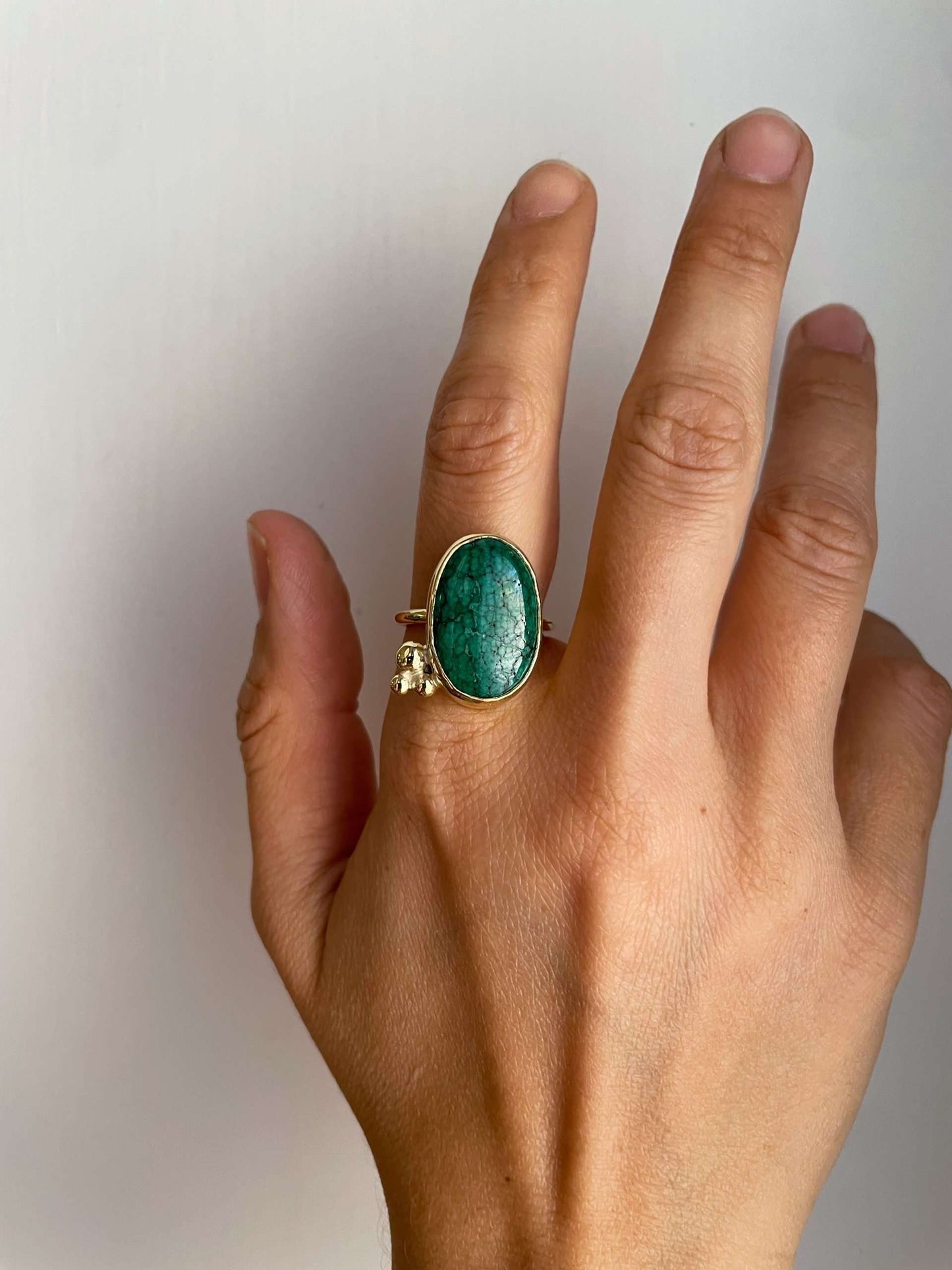 Anello BIG cosmo con malachite