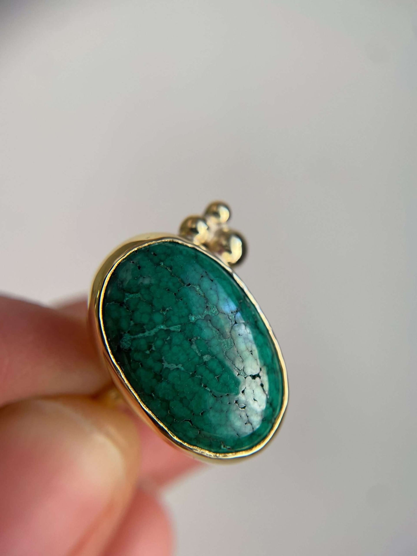 Anello BIG cosmo con malachite