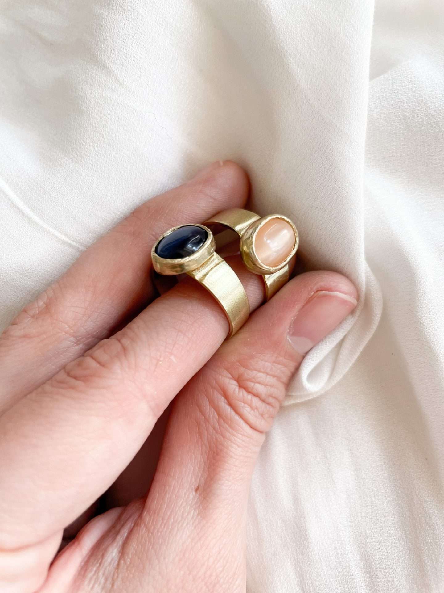 Anello angelina ovale