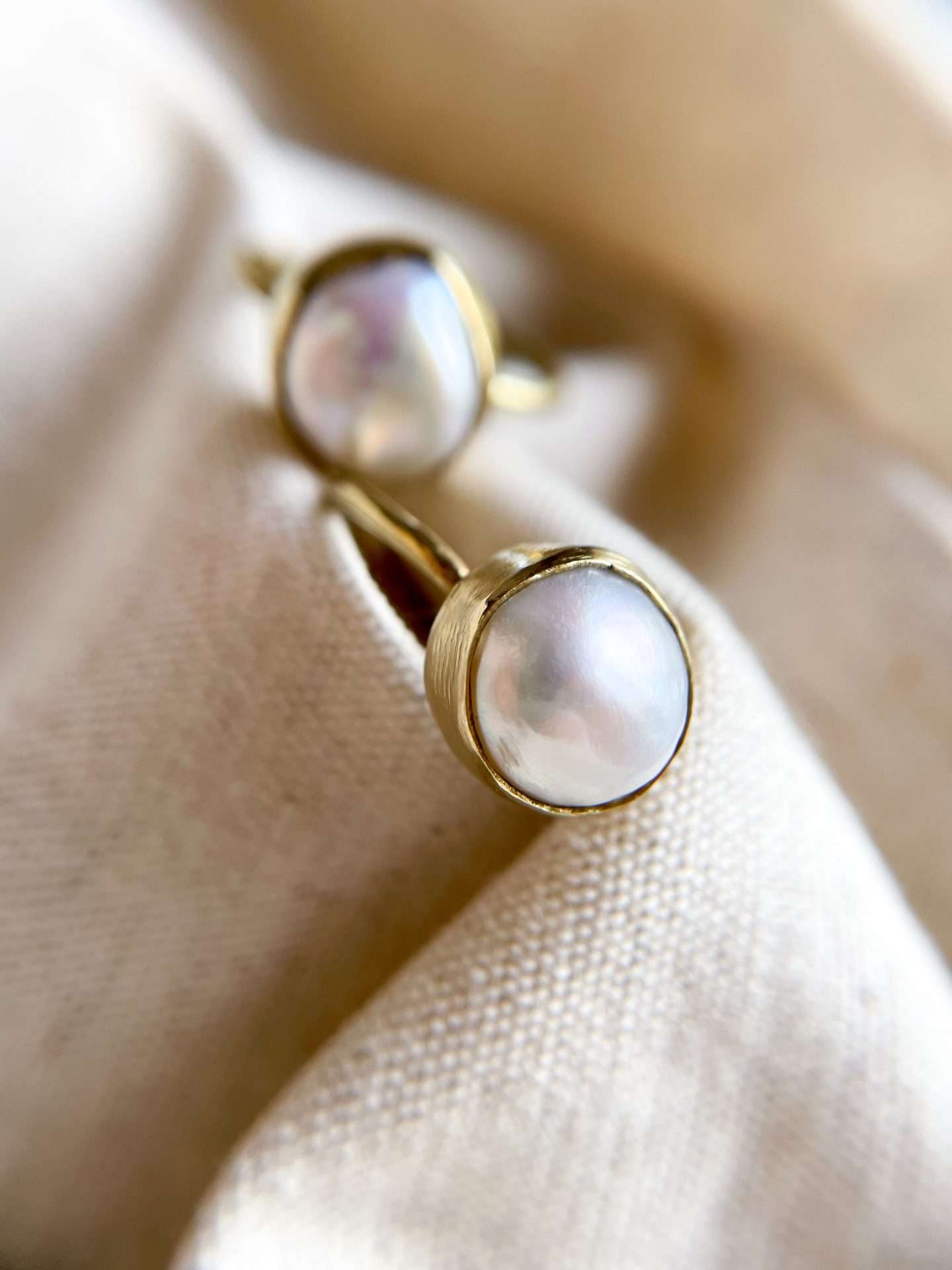 Anello bottoncino