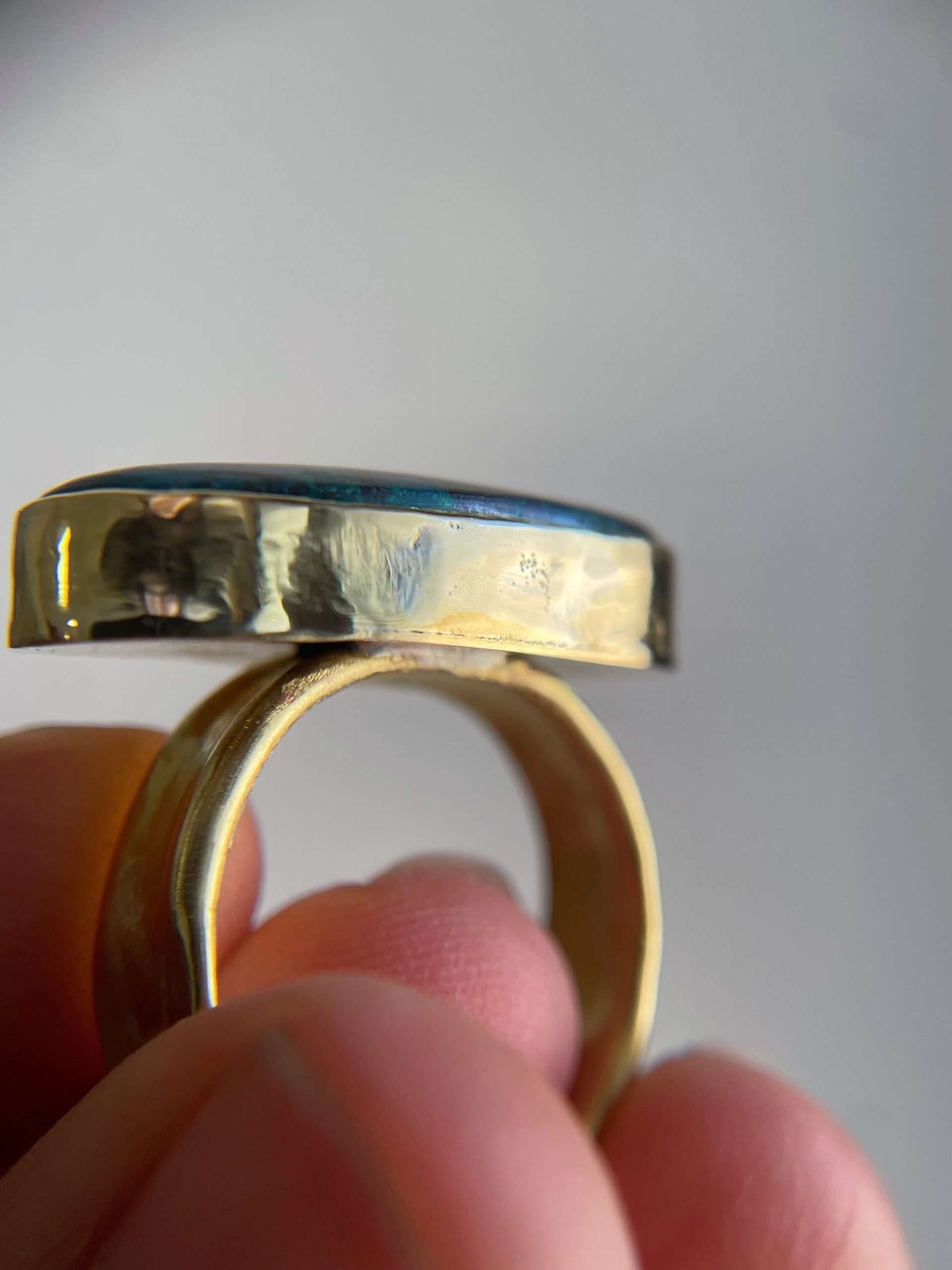 Anello BIG cosmo a fascia larga con Crysocholla