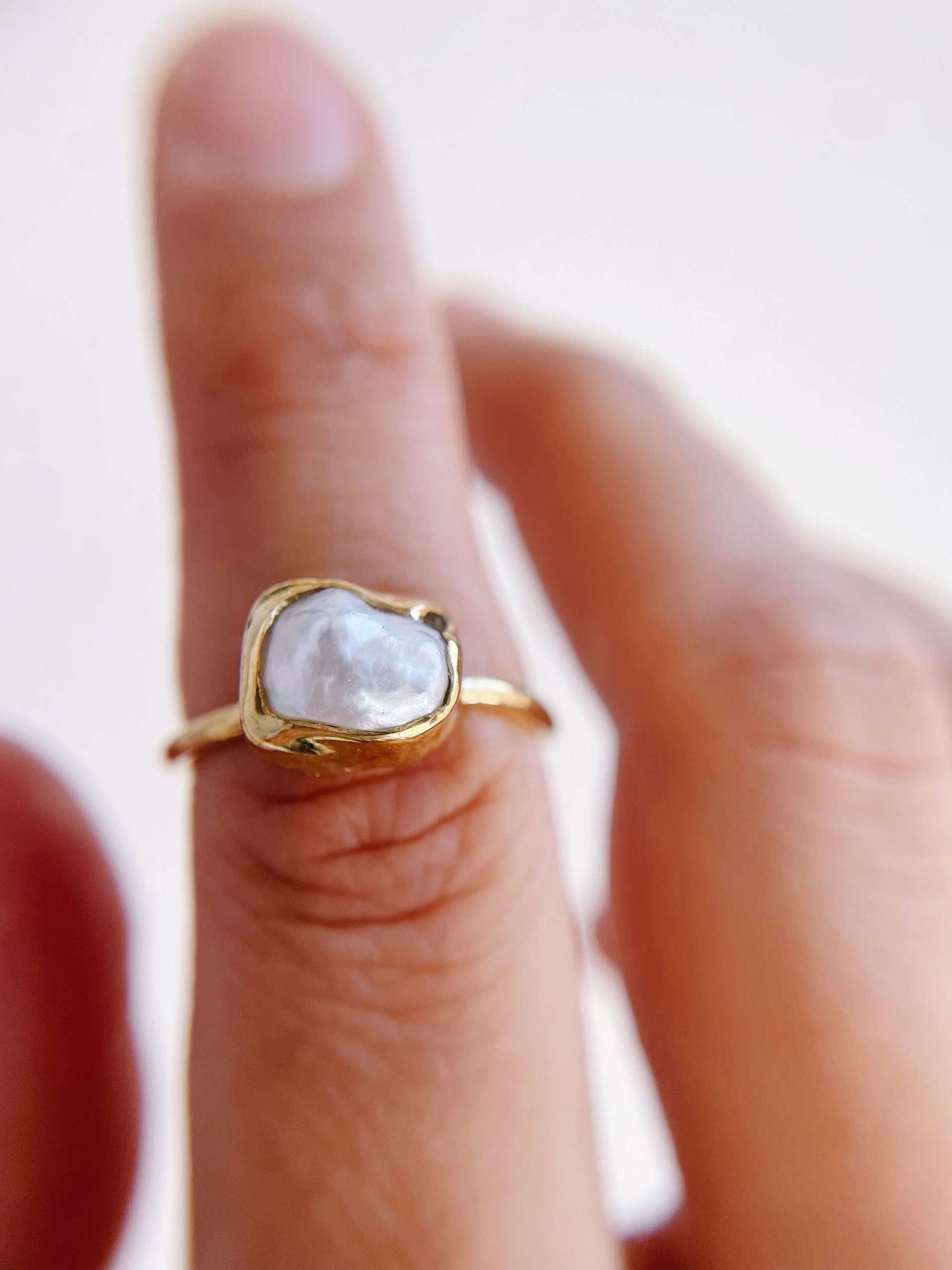 Anello cosmo irregolare - perla
