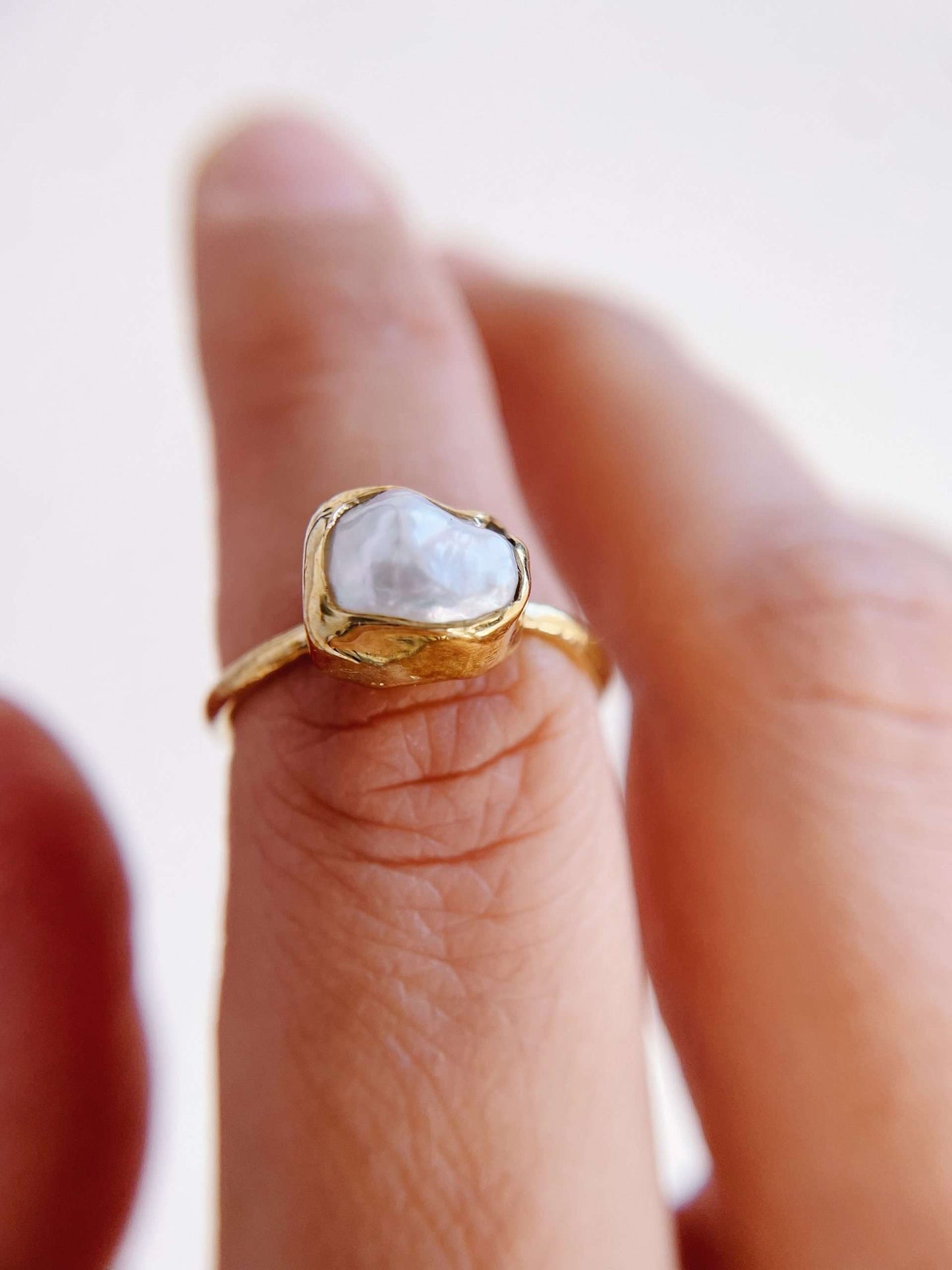 Anello cosmo irregolare - perla