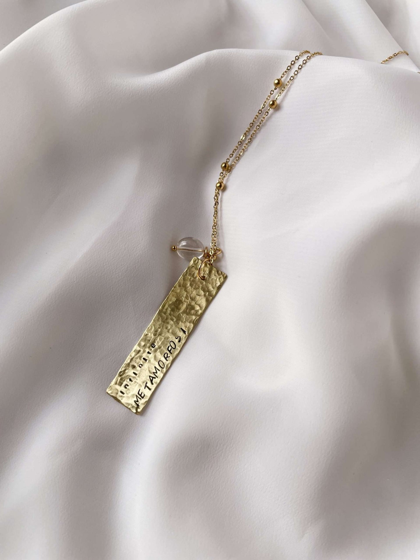 Collana con targhetta rettangolare
